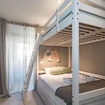 Park Apartment *